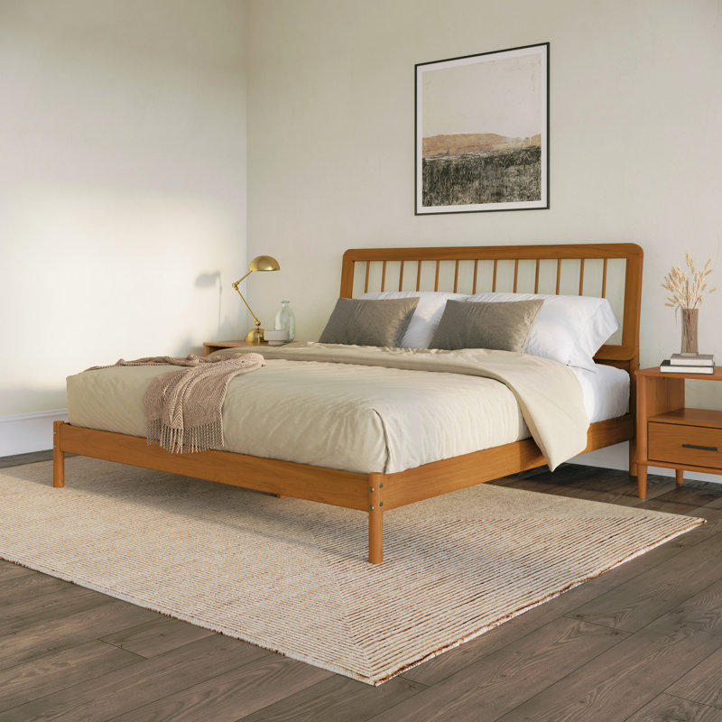 Catrece Solid Wood Platform Bed with Spindle Headboard, Caramel, King