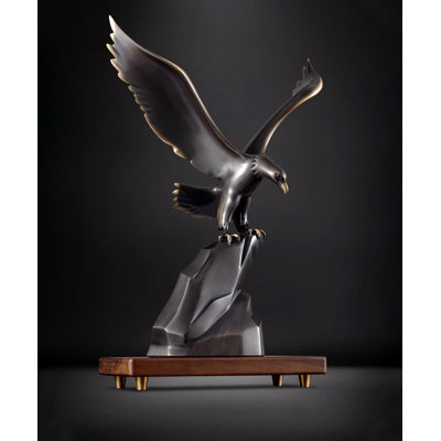 Luxurious And High-End Brass Eagle Decorative Piece