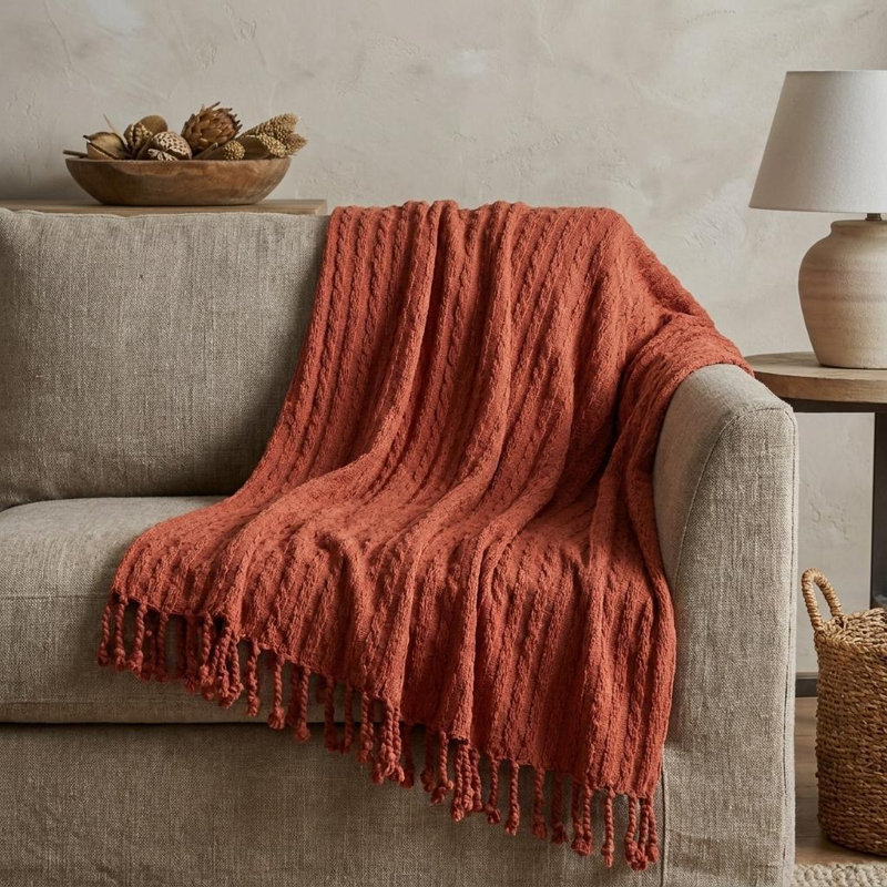 Jeté rayé tricoté 50 po x 60 po en coton orange brûlé avec pampilles