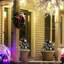 Arbre de Noël extérieur 2,5 pi, 70 branches, blanc chaud, baies rouges, pin, arbre de support stable, décoration Jolly
