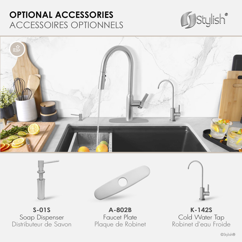 Robinet de cuisine moderne à une poignée en acier inoxydable, Acier inoxydable brossé