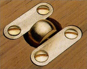 Serving Utensil, 2" H x 29" W x 29" D