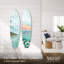 Ensemble de planches de surf et de voiliers grecs – Décoration murale en acrylique sur le thème du littoral par Notoriart