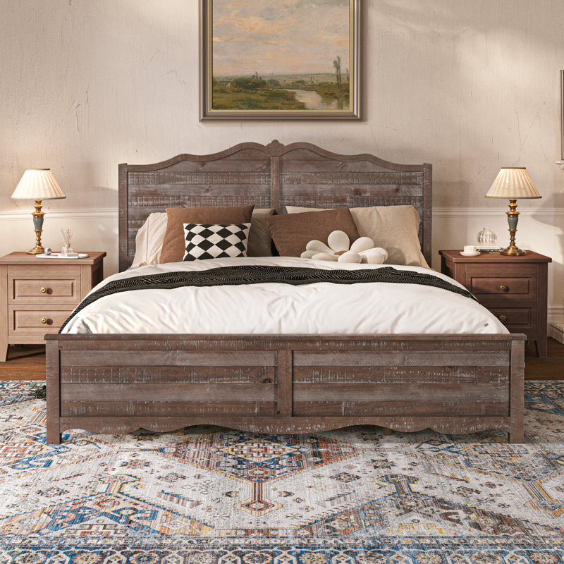 Detarius Solid Wood Camelback Platform Bed, King, Chalk