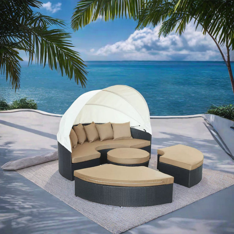 70.87'' Wide Circle Wicker Patio Daybed