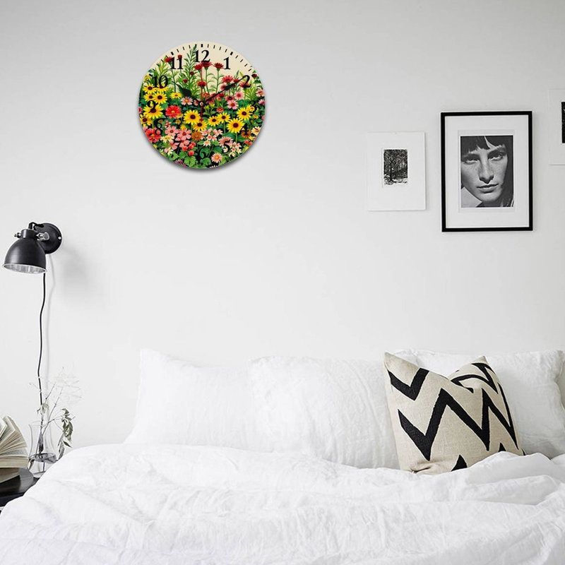 Horloge murale 12 pi x 12 po Colorful Wildflower