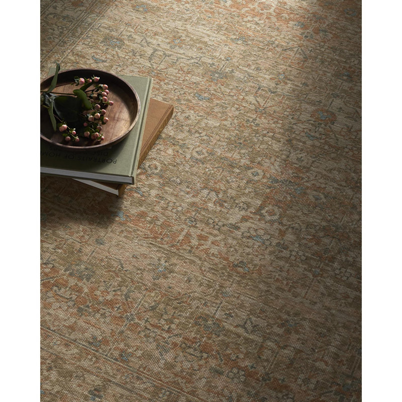 Handcrafted Wool Rectangular Area Rug in Tan and Taupe
