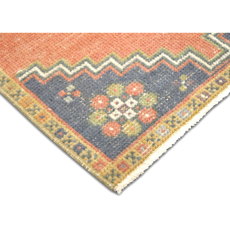 Yastic One-of-a-Kind 1'8" X 3'3" Area Rug