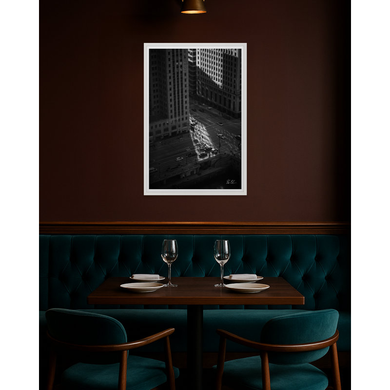 Wacker Drive Chicago II, H 40 po x l 27 po x P 1,5 po, Toile encadrée artisanale, Cadre blanc