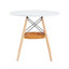 Table de salle à manger circulaire de 31,5 pouces de diamètre, plateau en panneau de fibres à densité moyenne blanc, pieds en bois, avec structure de panier de rangement tissé suspendu. Une table basse décontractée pouvant accueillir de 2 à 4 personnes.-198525175