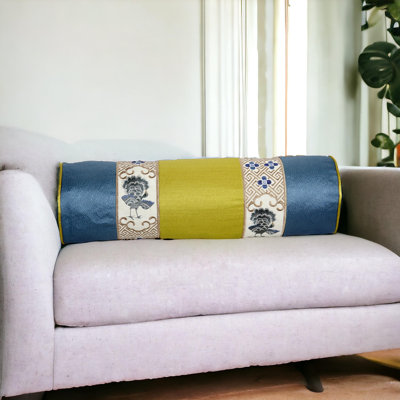 Housse de coussin en satin à imprimé animal