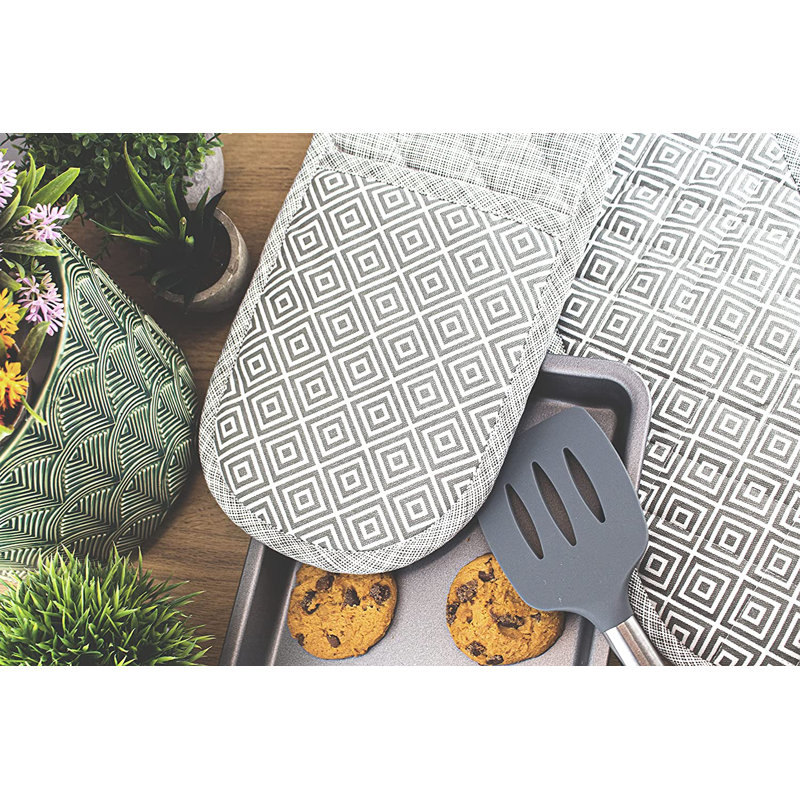 Clay Roberts Geometric Cotton Oven Mitt