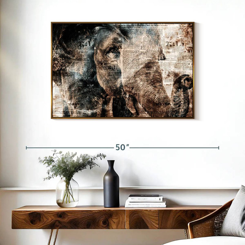 Éléphant texturé, Cadre flottant doré, 37 po x 25 po