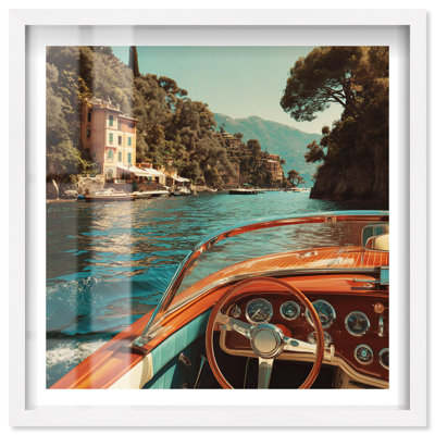 «Italian Speed Boat Visits Shadowbox», art italien rétro par Notoriart, cadre blanc, 20 x 20