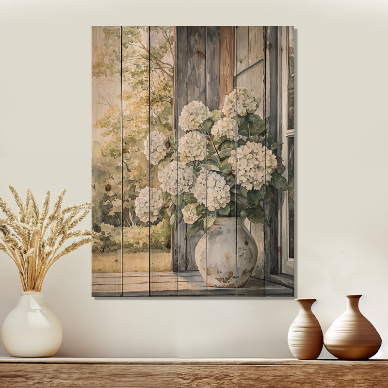 Pot d'hortensias champêtre dans la brise d'été - décoration murale en bois d'hortensias - sur bois de pin naturel