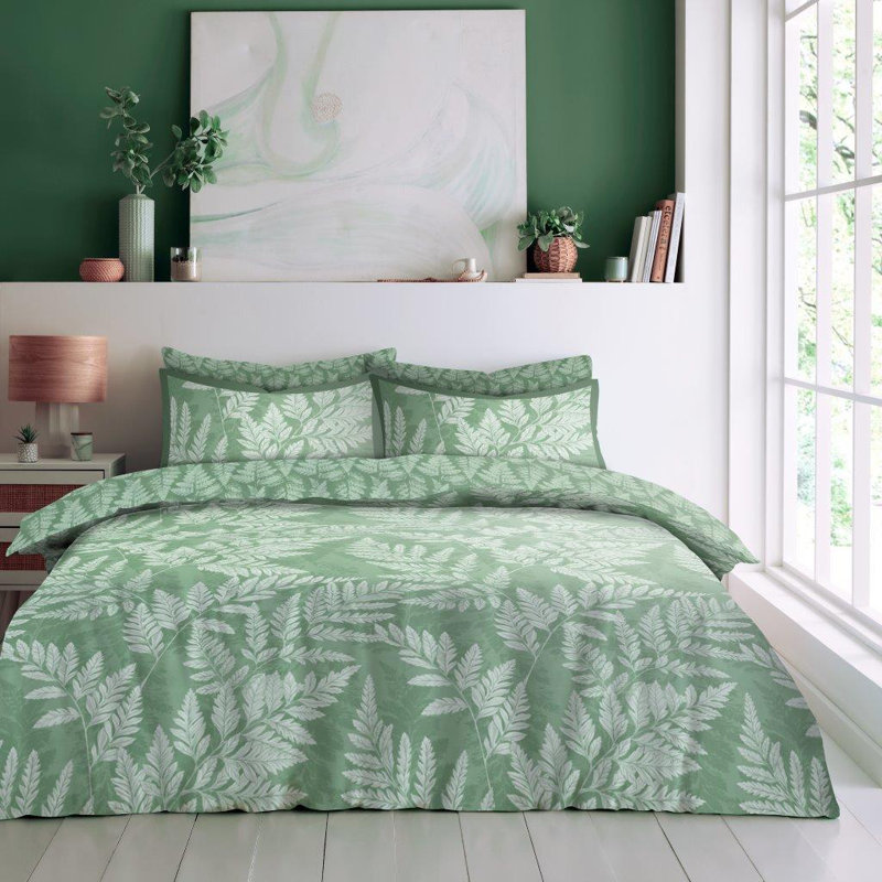 Floral Botanical Duvet Cover Set in Soft Polycotton with Matching Pillowcases, Easy Care Bedding, (Single, Double, King)