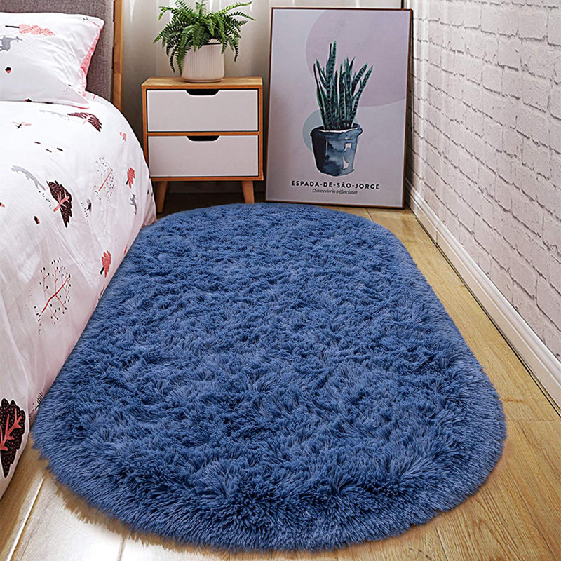 Tapis ovale bleu marine de 2 pi 6 po x 5 pi 3 po Piercy