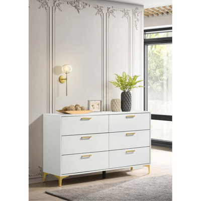 White Rectangular 6-drawer Dresser