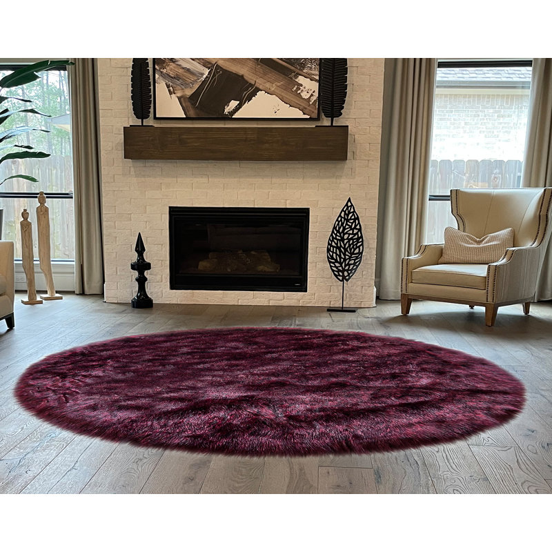 Mar Vista Faux Sheepskin Indoor Rug, Oval 2'6" x 4'