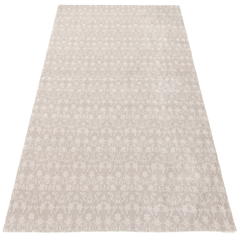 Tapis floral gris / blanc tissé à la main 4 pi 9 po x 6 pi 9 po Floral