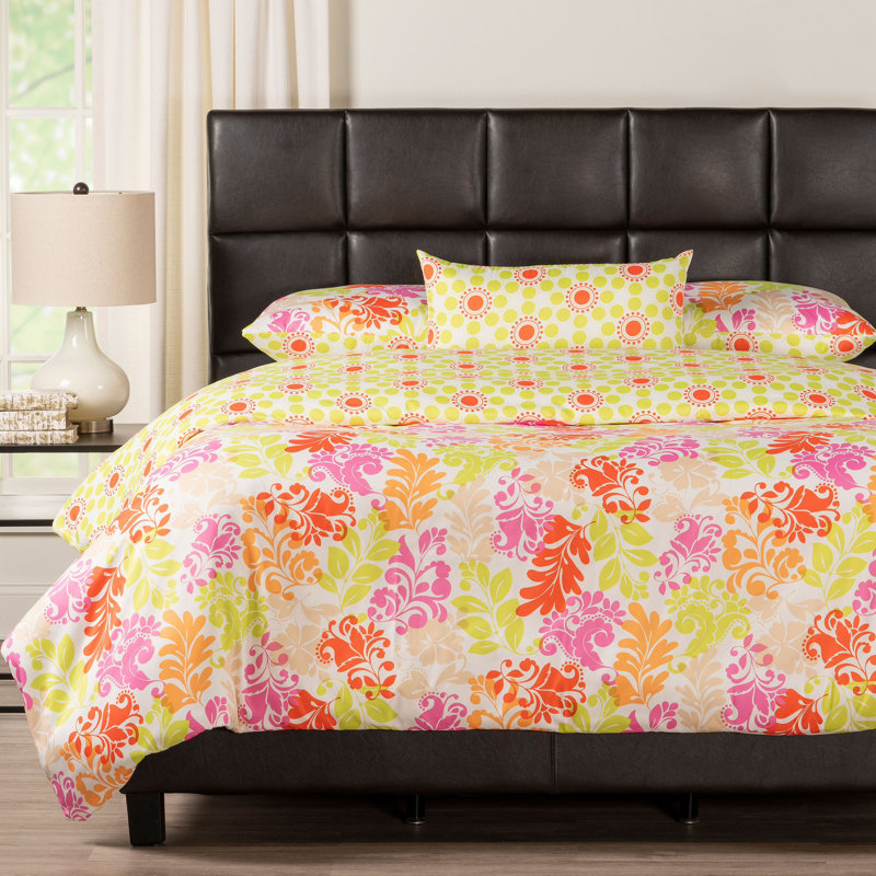 Spring Forward Motif Duvet Cover & Insert, King Duvet + 2 King Shams + 1 Throw Pillow