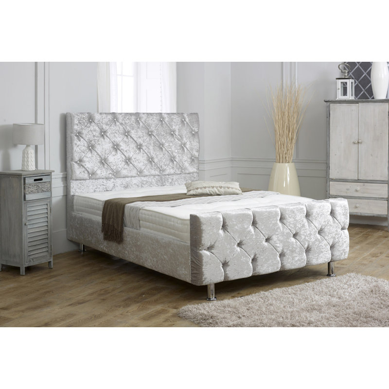 Betsy Upholstered Bed, Kingsize (5')