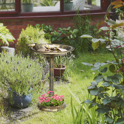 Plastic Stake Birdbath