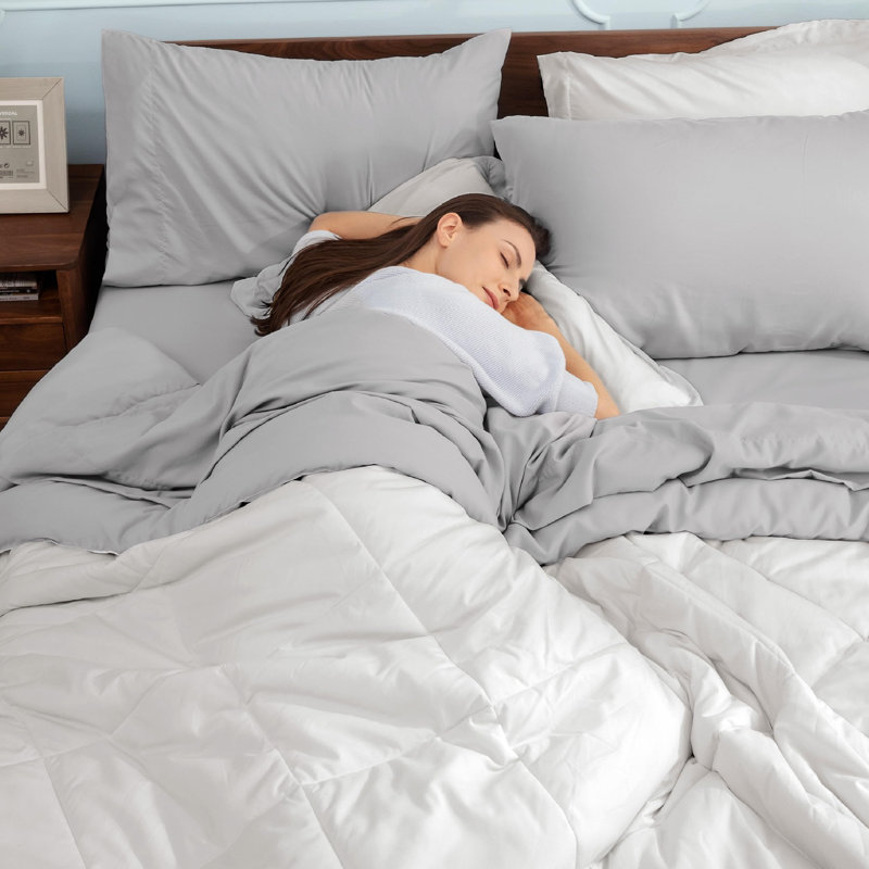 Best Seller Bedsure Comforter Set Reversible Bedding for All Seasons-89GSM, King Comforter + 4 Additional Pieces, Ivory