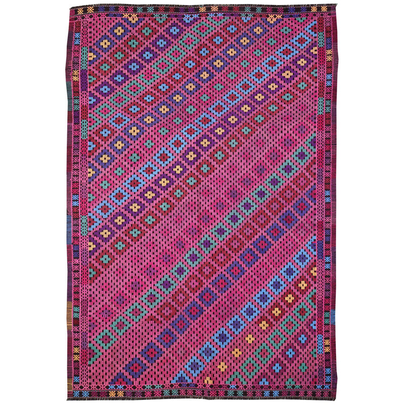 Tapis unique rose / fuchsia / mauve 6 pi 4 po x 9 pi 4 po Jijim