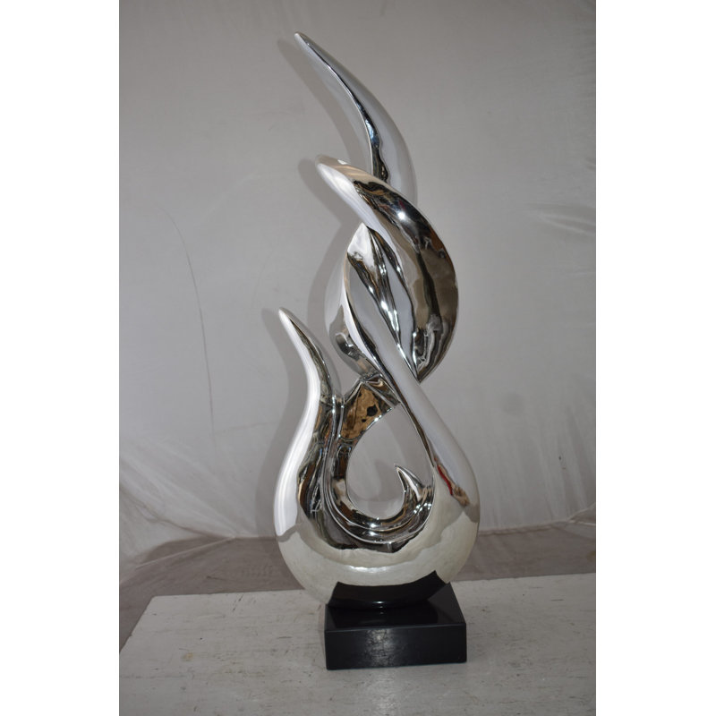 Statue abstraite en résine Volkea Eclectic Winding Silver Finish