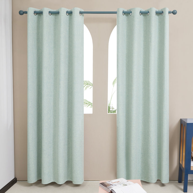 Paire de rideaux occultant Lythrodontas, L 52 po x H 96 po, Vert clair