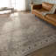Tapis rayé fabriqué à la main Natonia en brun clair / crème-389333121