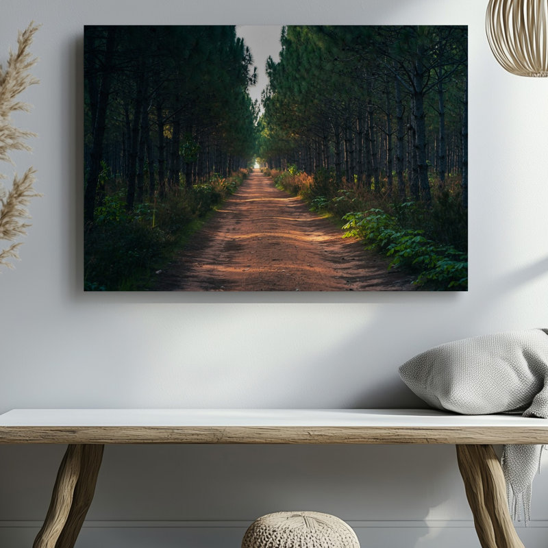 Toile, chemin serein qui serpente à travers une forêt luxuriante encadrée par de grands pins denses, H 9 po x l 12 po