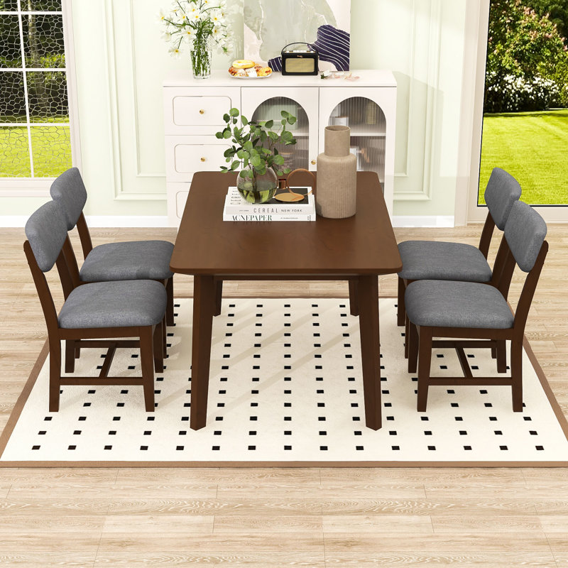 Ensemble de table de salle à manger 5 pièces, table rectangulaire avec pieds en bois massif et chaises rembourrées, Noyer