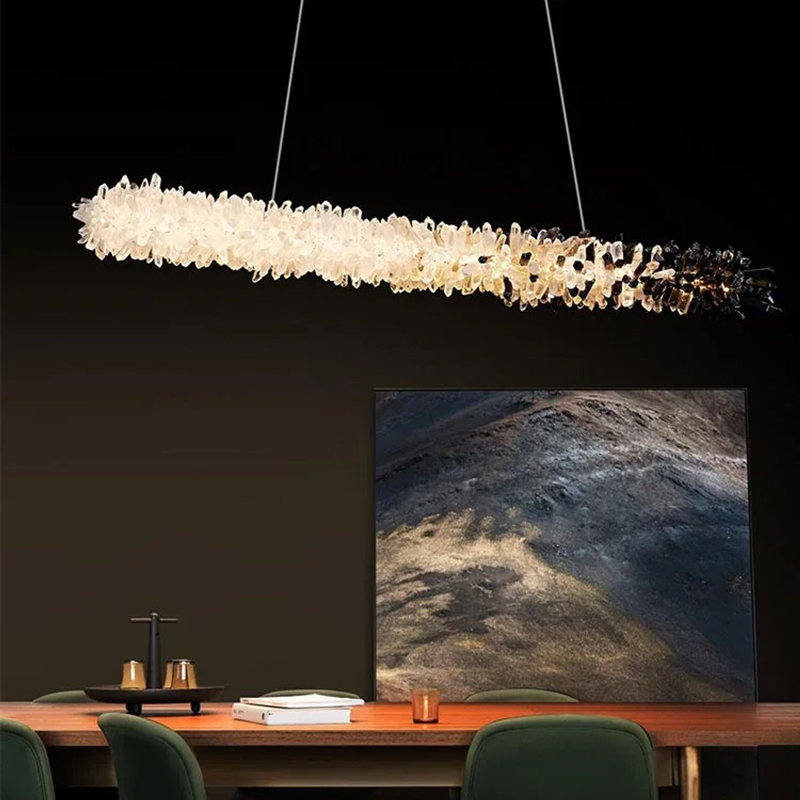Luminaire suspendu linéaire en cristal de quartz