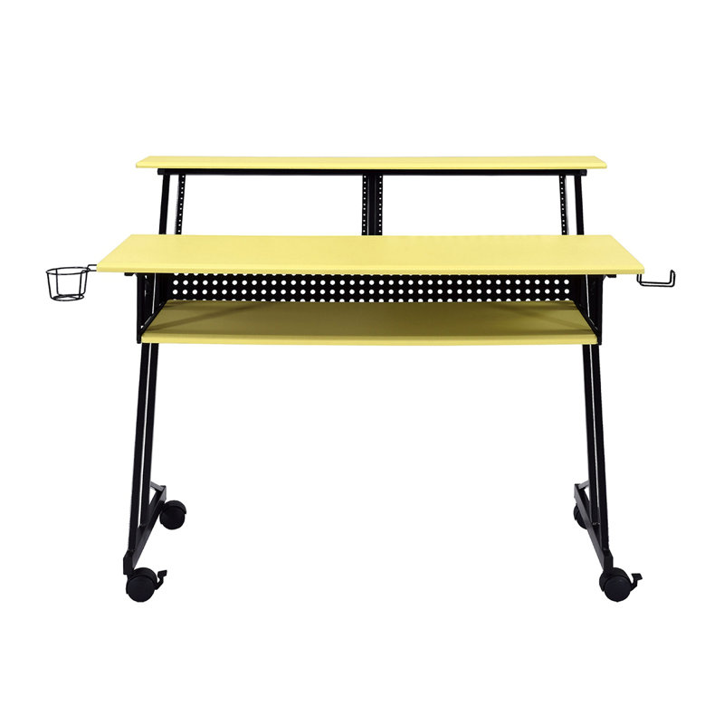Bureau de studio d'enregistrement de musique avec plateau à clavier, Jaune