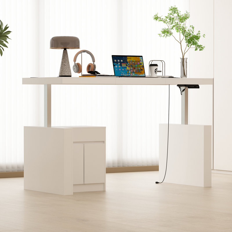 Bureau pour travailler debout à hauteur réglable de 71 po Bryasha, Blanc