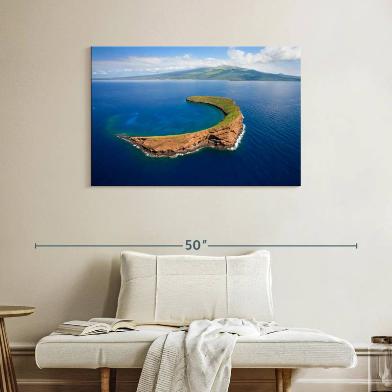 Gillard Molokini Crater Island, H 26 po x l 39 po