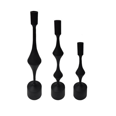 Bougeoirs en métal noir