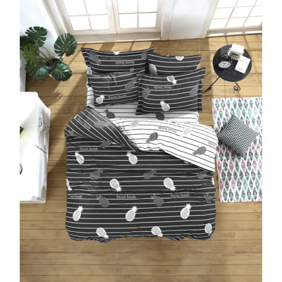Fuselier Striped Duvet Cover Set with Pillowcases Included