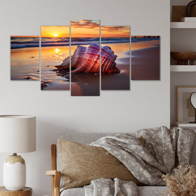  «Sunset Shoreline Treasures I - Coastal Beach Multipanel, art mural