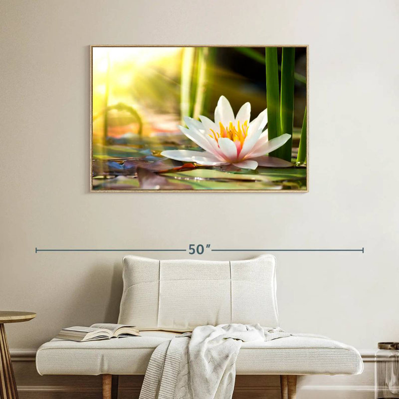 Nénuphar ensoleillé, Cadre flottant en bois naturel, 40 po x 27 po
