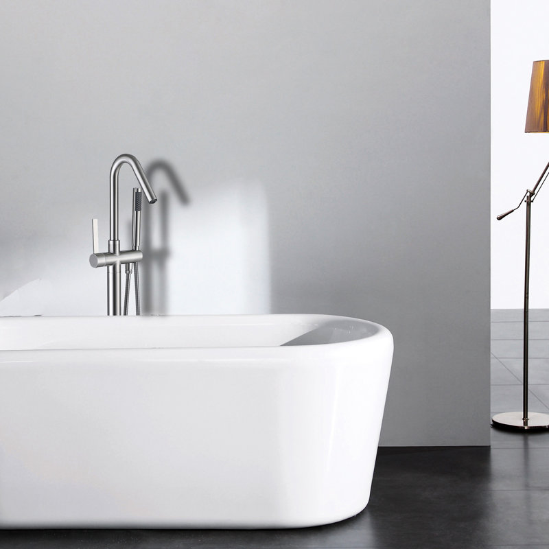 Robinet de baignoire autoportant avec douche à main et performance stable dans la finition