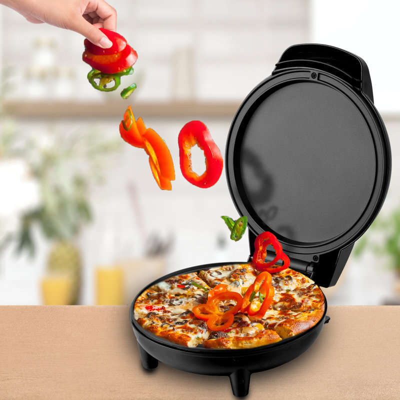 Courant Specialty Grill with Lid, Black