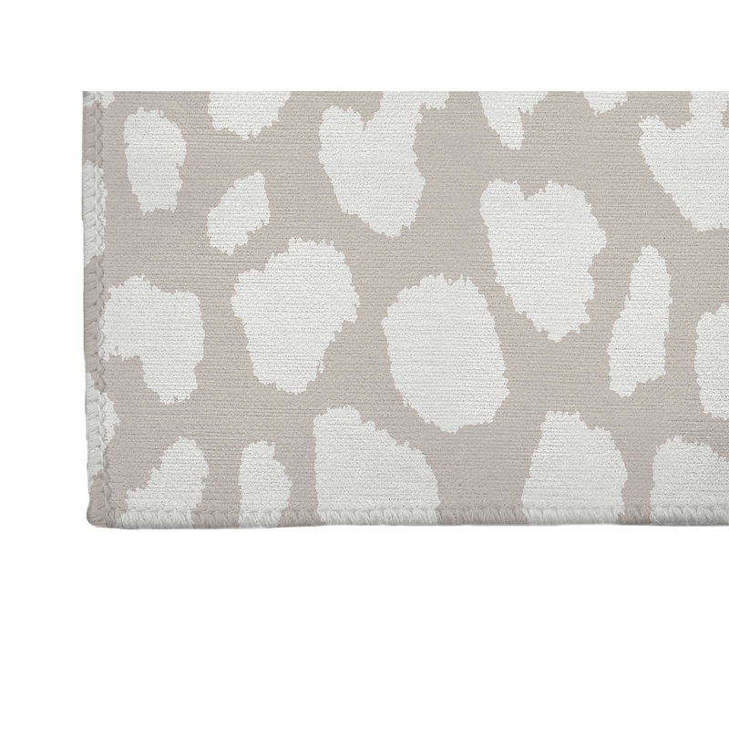 Animal Spot Non-Slip Outdoor Rug, Runner 2'6" x 8'