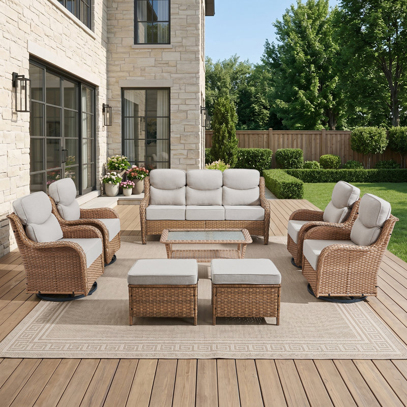 Ensemble de mobilier d'extérieur en osier 8 pièces Carolina avec canapé, 4 chaises pivotantes et table basse Carolina, Beige