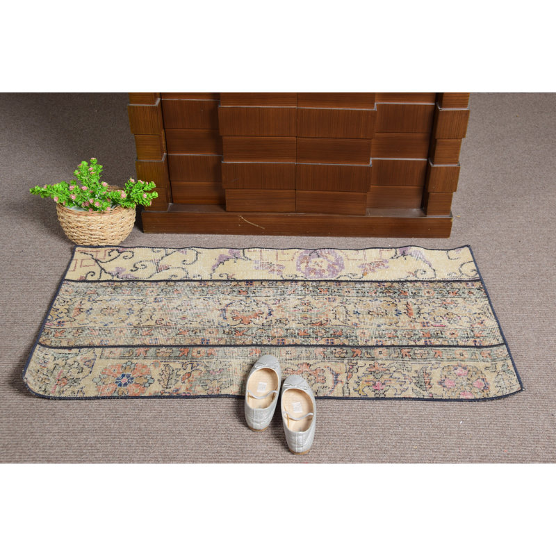 Tapis turc classique classique avec motif élégant - Décoration de sol aux tons doux, idéale pour les vestibules