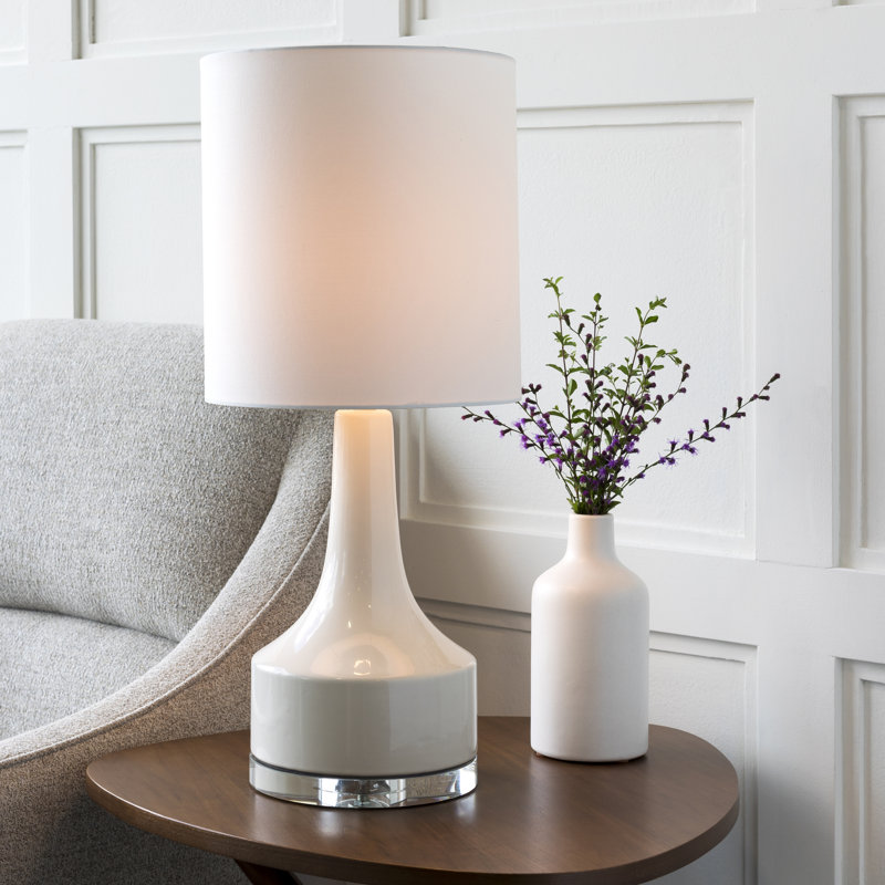 Aissatou Metal Table Lamp, White
