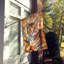Chat en feuilles d'automne-112700478