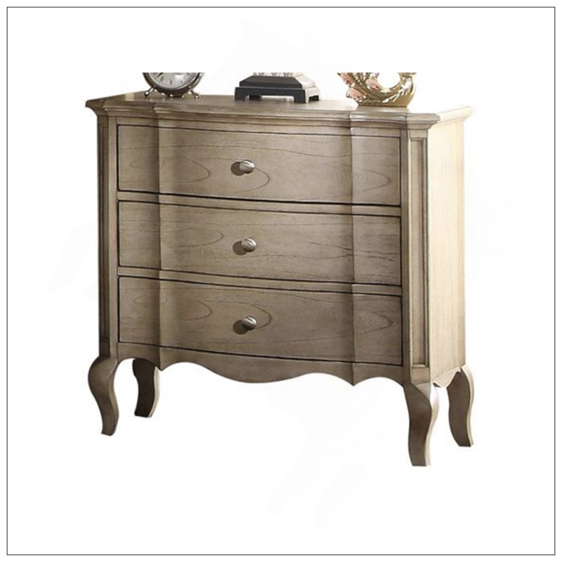 Table de chevet Chelmsford à finition taupe antique avec tiroir spacieux et design élégant, parfaite pour le rangement et le décor de la chambre à coucher.